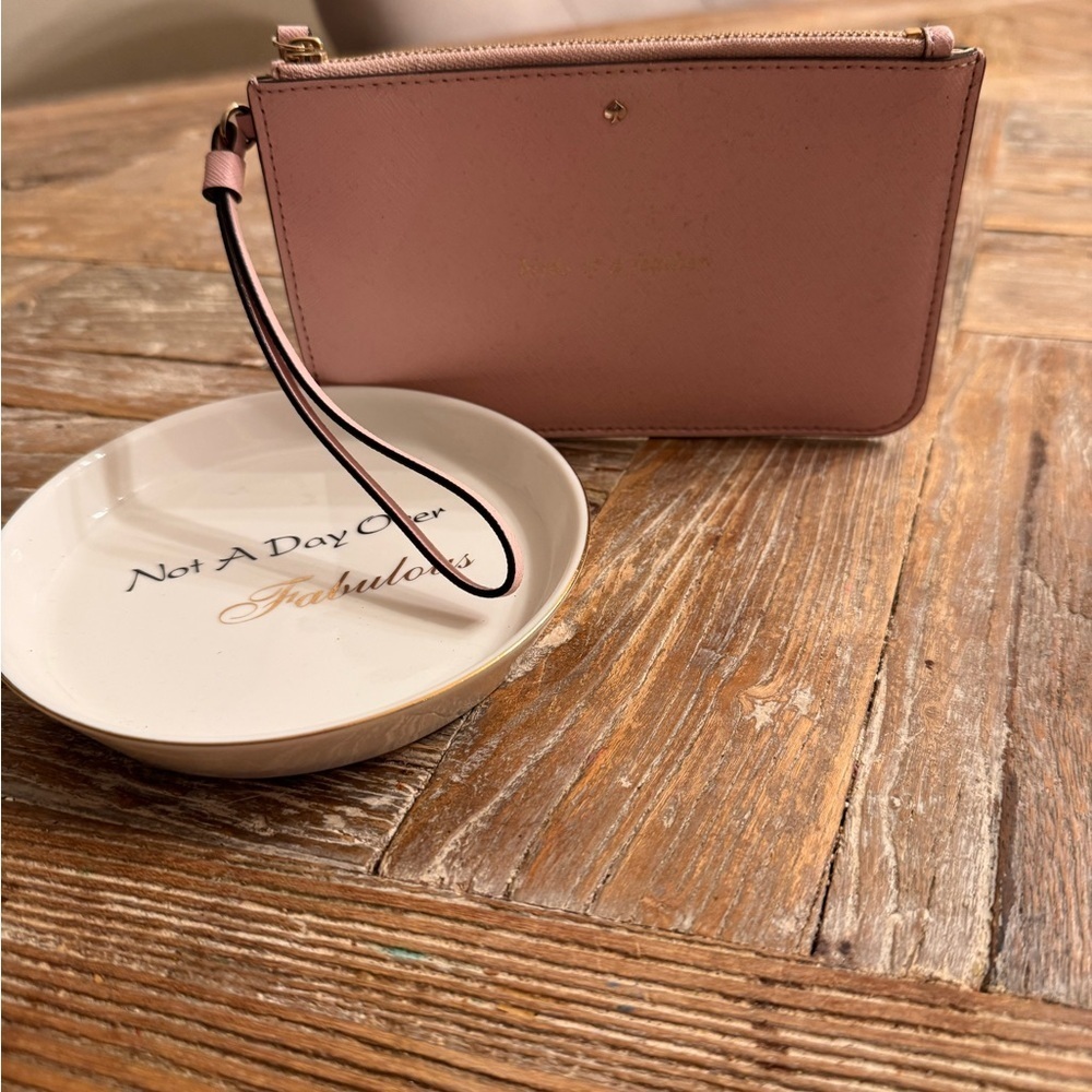 Kate Spade ♠️ birds of a feather Pink Wristlet